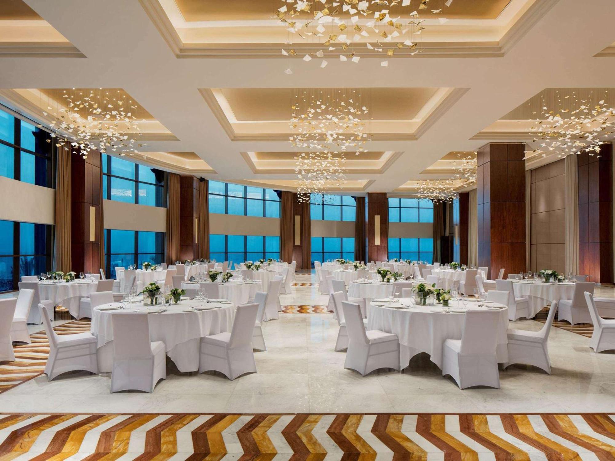 Fairmont Ajman Hotel Exterior photo